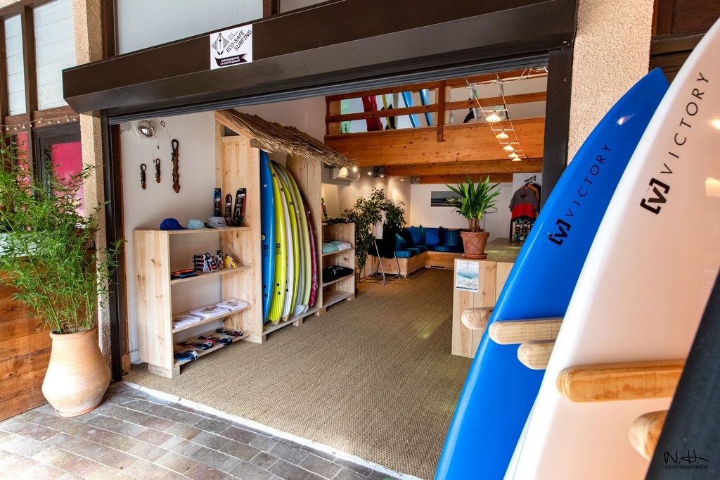 Surfingolfcenter—Surfshop-1